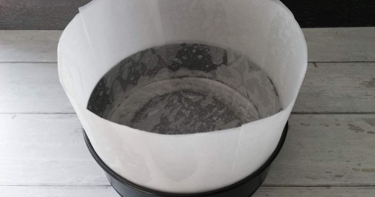How to line your fruit cake tin like a boss