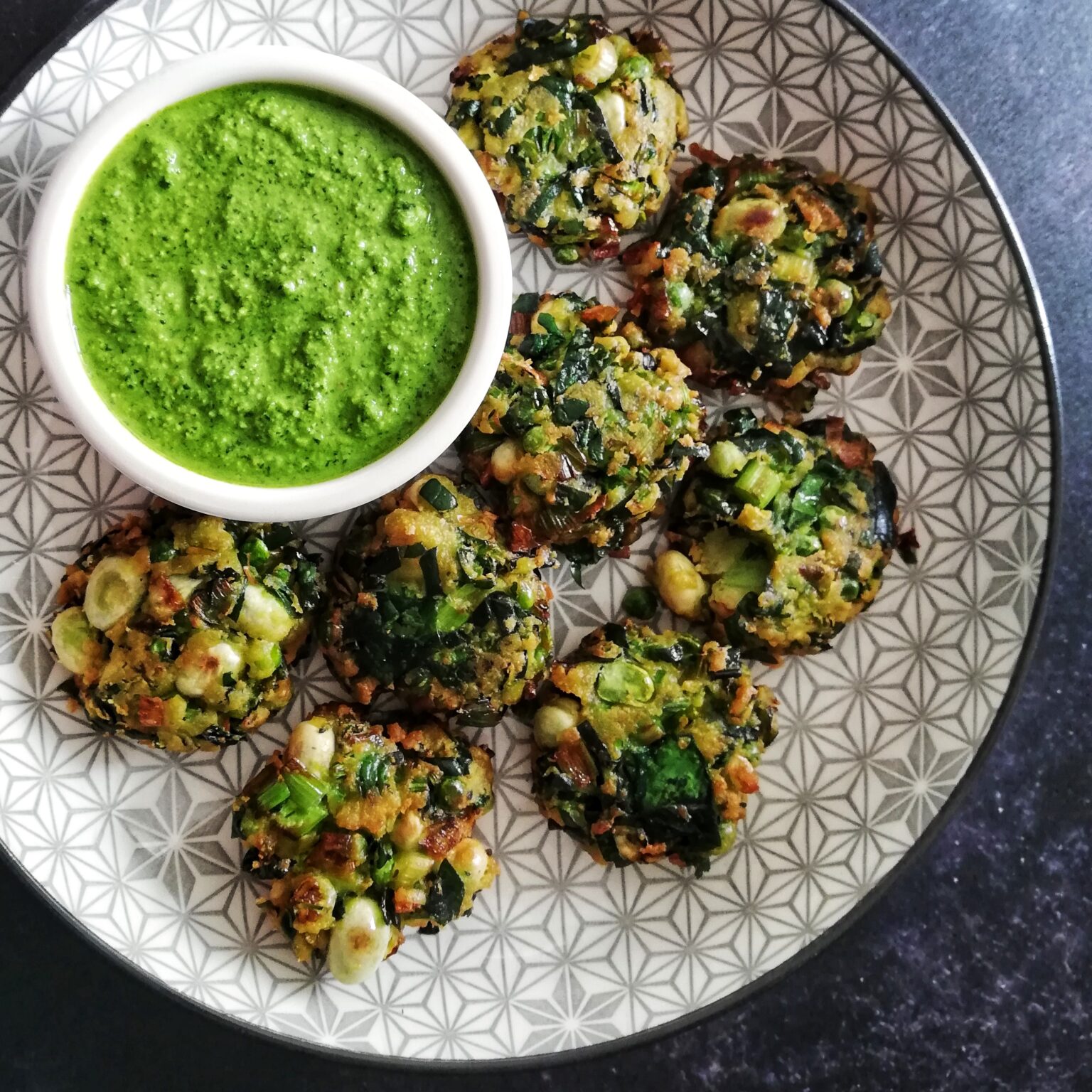 Green vegetable pakoras + coriander chutney | Susie&amp;#39;s Kitchen
